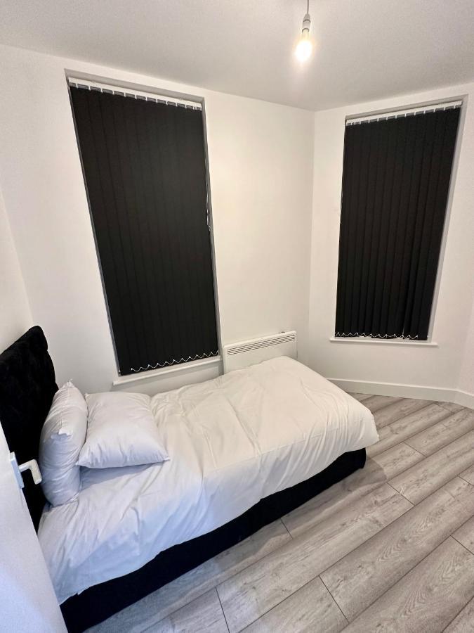 Luton Town Centre Apartment 外观 照片